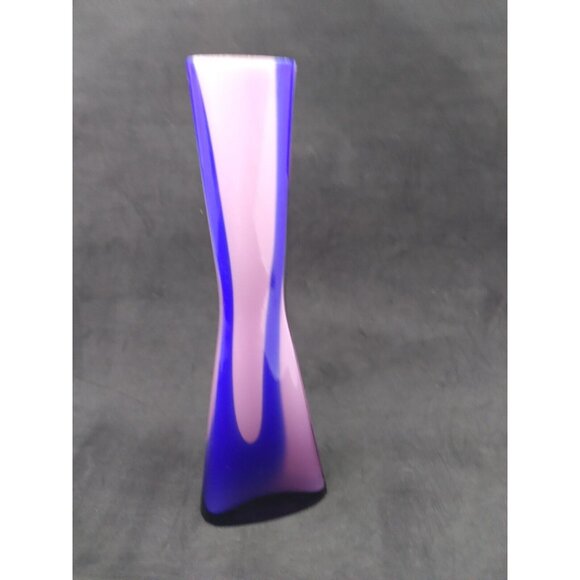 Vtg MCM Cased Glass Triangular Bud Pop Art Purple Bud Vase Japan 7.5"  READ - Picture 2 of 15